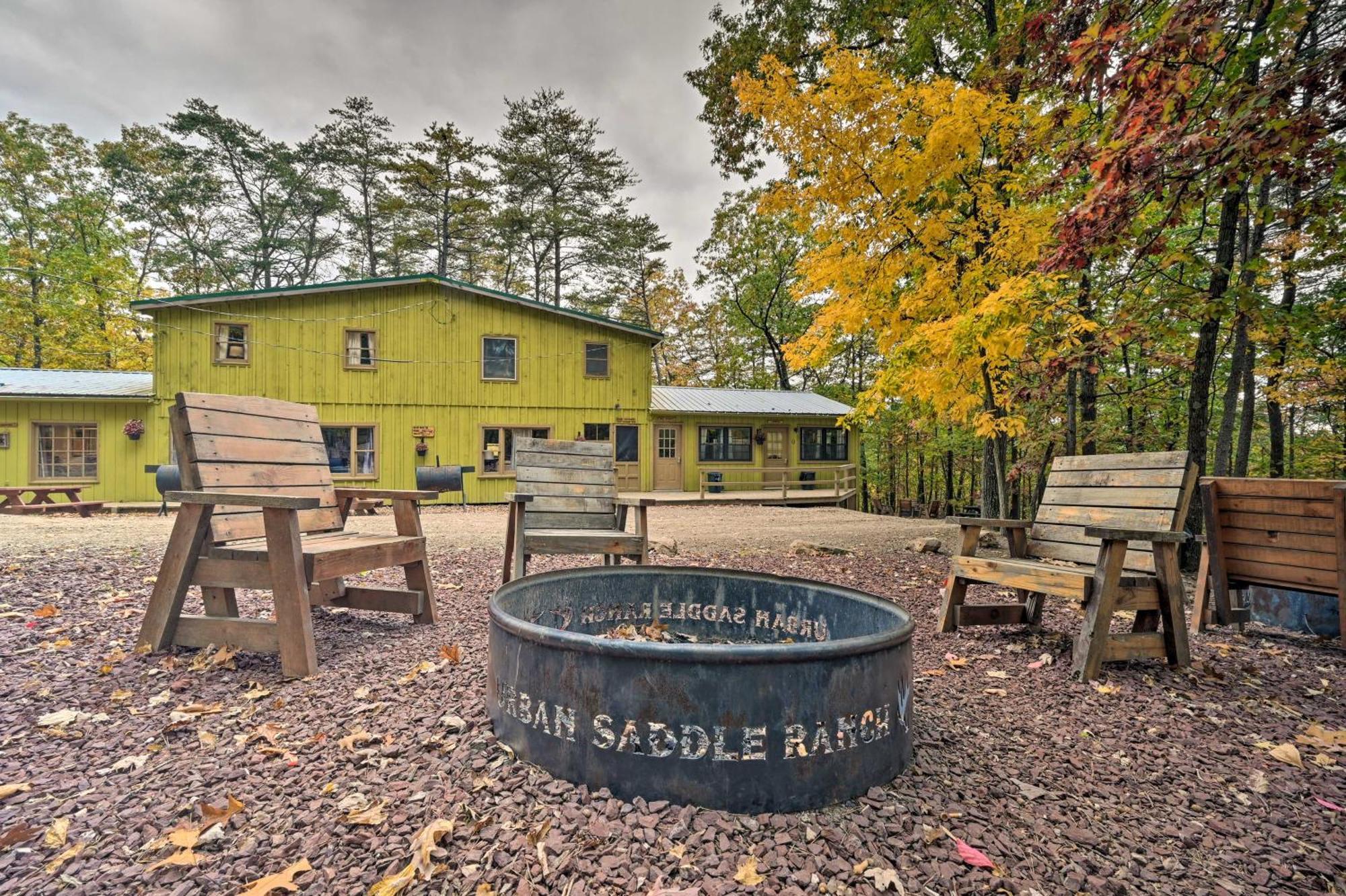 הנטינגדון Lone Ranger Cabin With 50 Acres By Raystown Lake מראה חיצוני תמונה
